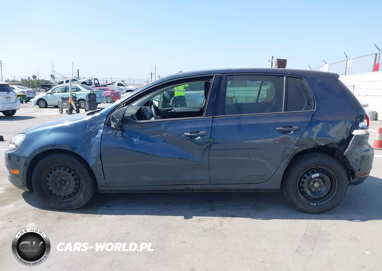 2014 Volkswagen Golf 2.5L VIN:WVWDB7AJ9EW008372 - 17