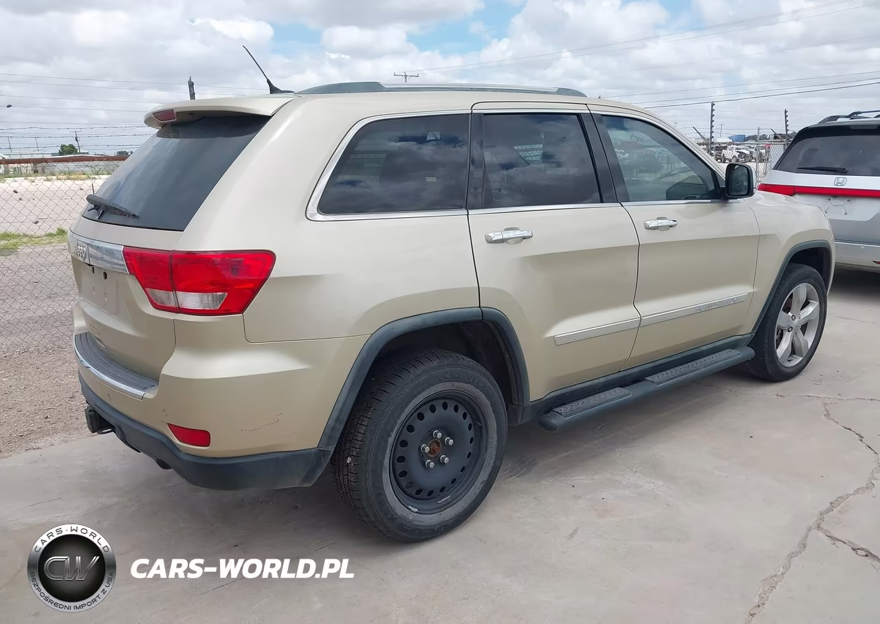 2012 Jeep Grand Cherokee Limited VIN:1C4RJFBG5CC180094 - 4