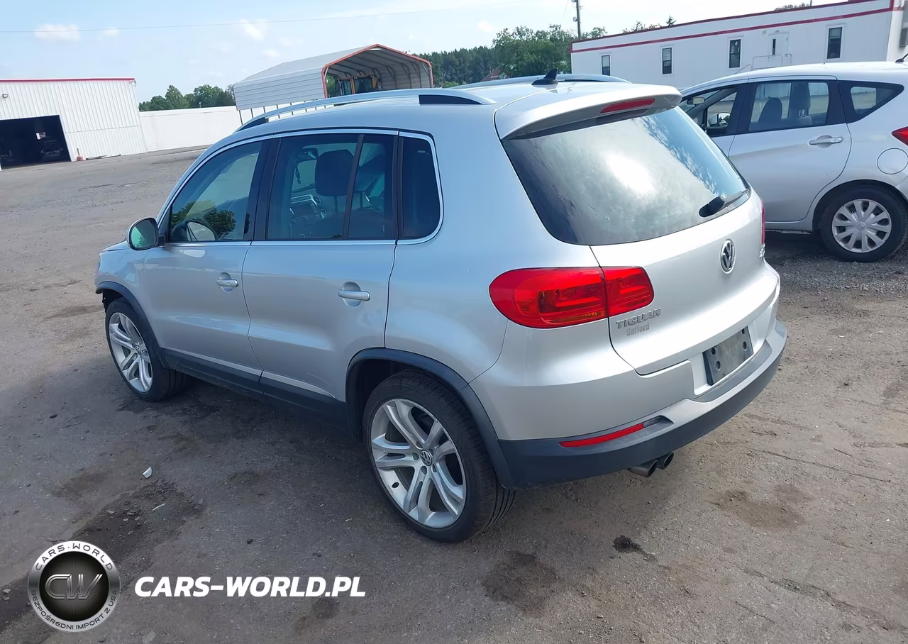 2013 Volkswagen Tiguan Sel VIN:WVGBV7AX5DW524581 - 3