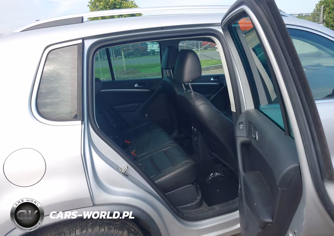 2013 Volkswagen Tiguan Sel VIN:WVGBV7AX5DW524581 - 8