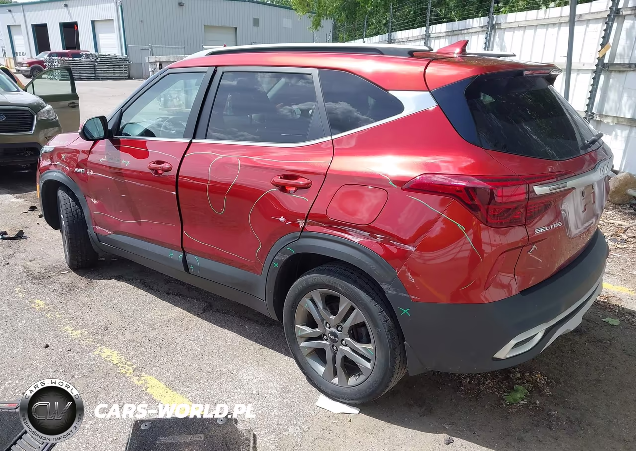 2022 Kia Seltos S VIN:KNDEUCAA8N7272118 - 3