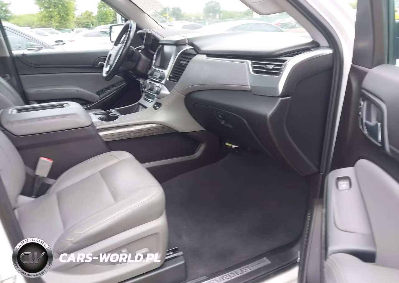 2019 Chevrolet Tahoe Lt VIN:1GNSCBKCXKR257868 - 5