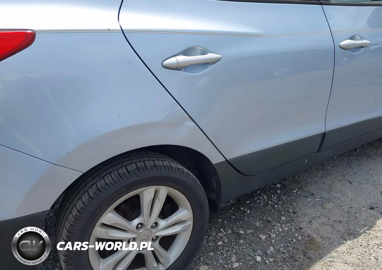 2011 Hyundai Tucson Gls VIN:KM8JU3AC1BU198288 - 12