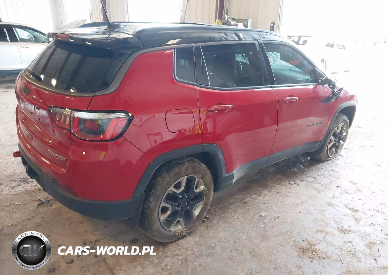 2018 Jeep Compass Trailhawk VIN:3C4NJDDB9JT128294 - 4