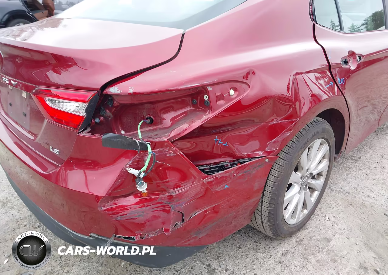 2019 Toyota Camry Le VIN:4T1B11HK8KU691416 - 6