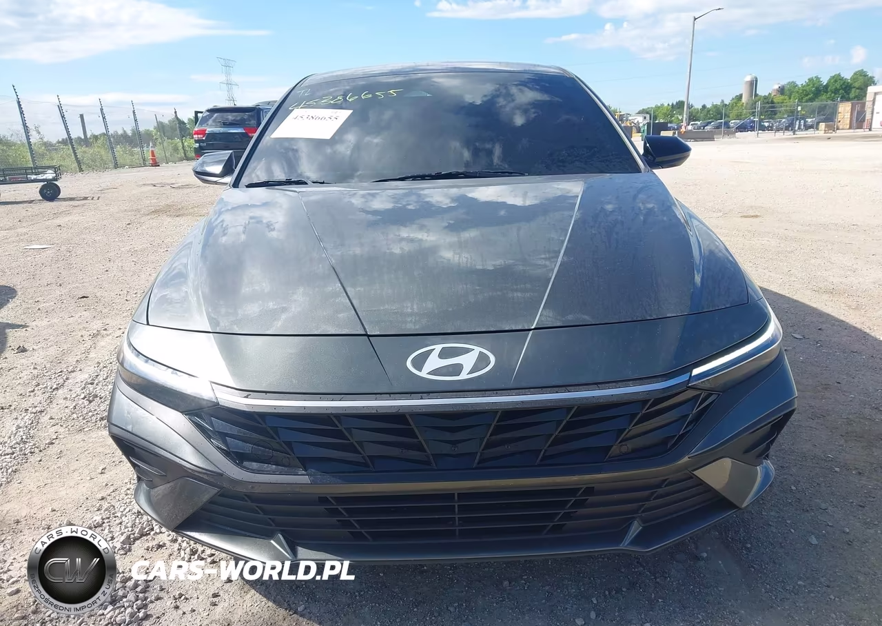 2025 Hyundai Elantra Sel Sport VIN:KMHLM4DG6SU068732 - 12