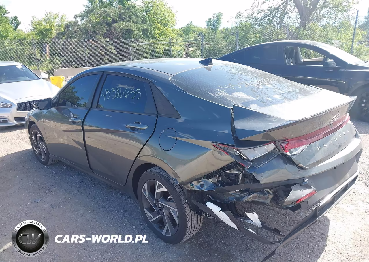 2025 Hyundai Elantra Sel Sport VIN:KMHLM4DG6SU068732 - 3