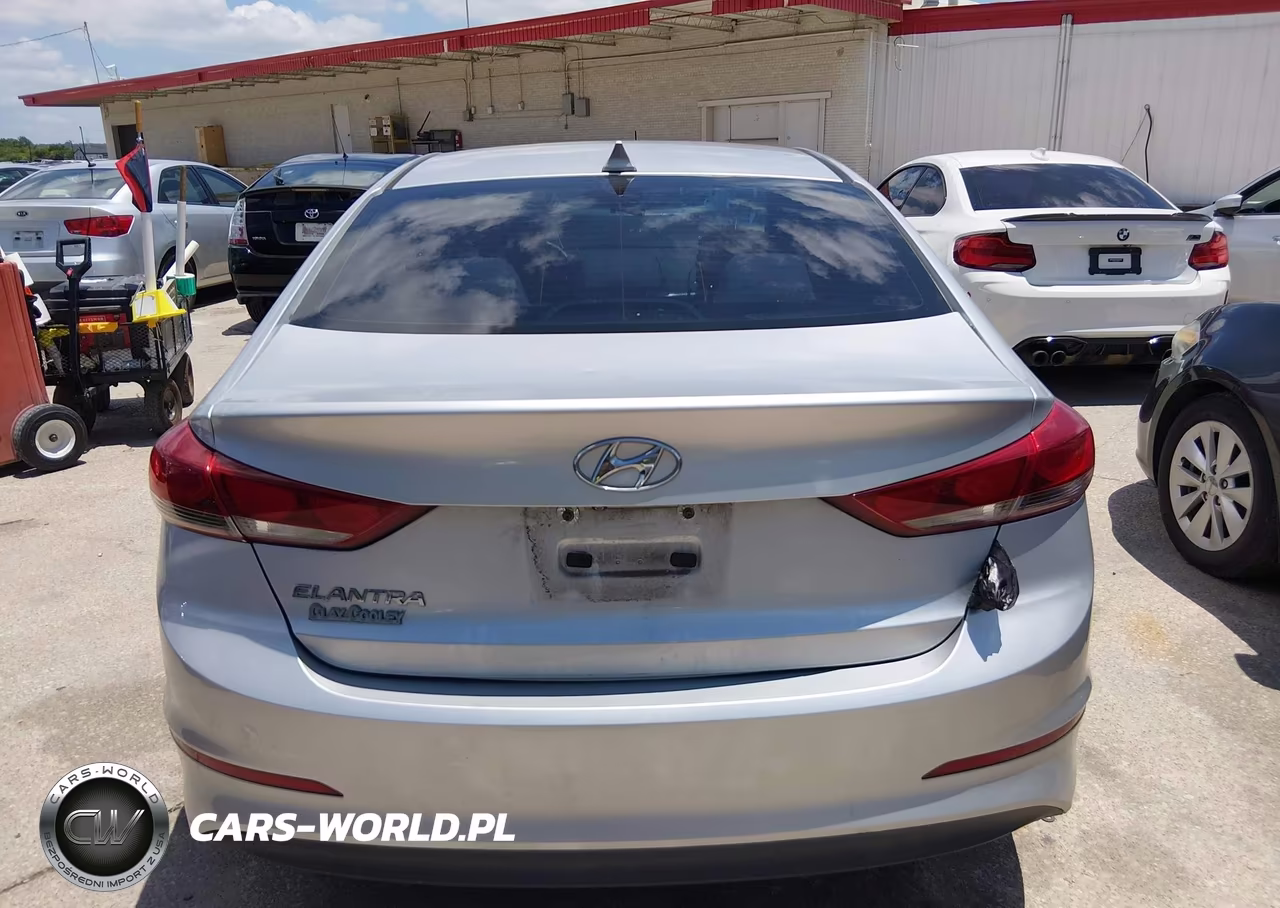 2018 Hyundai Elantra Sel VIN:5NPD84LF4JH223230 - 16
