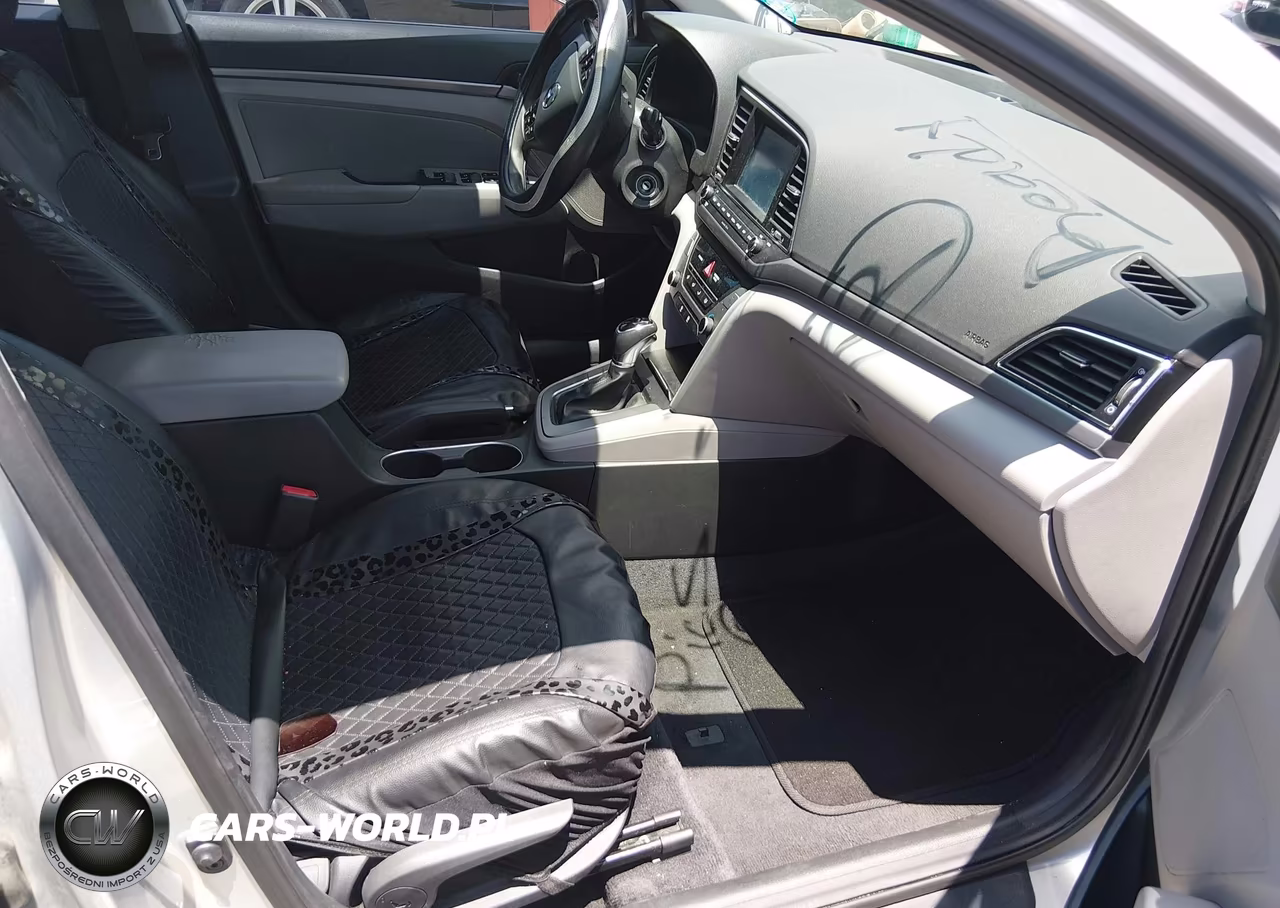 2018 Hyundai Elantra Sel VIN:5NPD84LF4JH223230 - 5