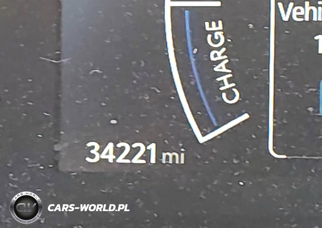 2025 Toyota Camry Le VIN:4T1DAACK9SU541248 - 17