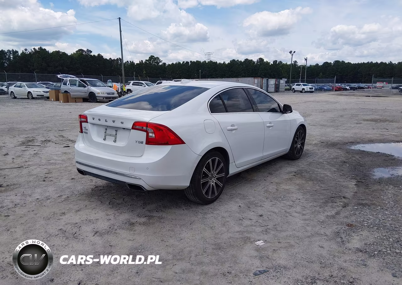 2018 Volvo S60 Inscription T5 VIN:LYV402HK5JB170135 - 4