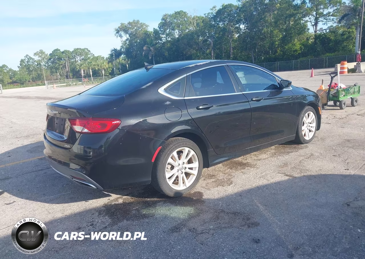 2016 Chrysler 200 Limited Platinum VIN:1C3CCCAG2GN184585 - 4