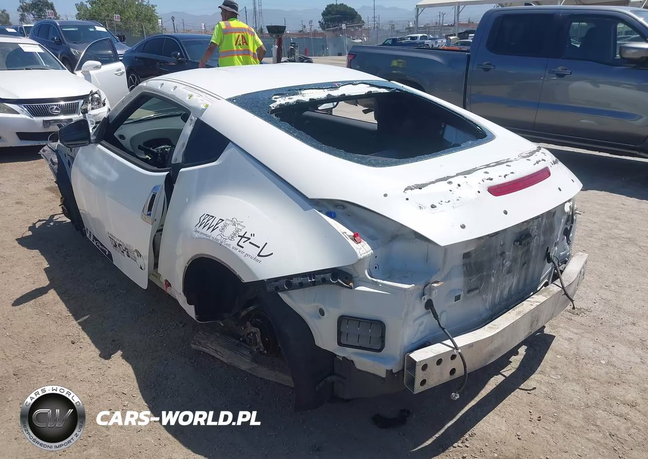 2016 Nissan 370Z Nismo VIN:JN1AZ4EH9GM931781 - 3
