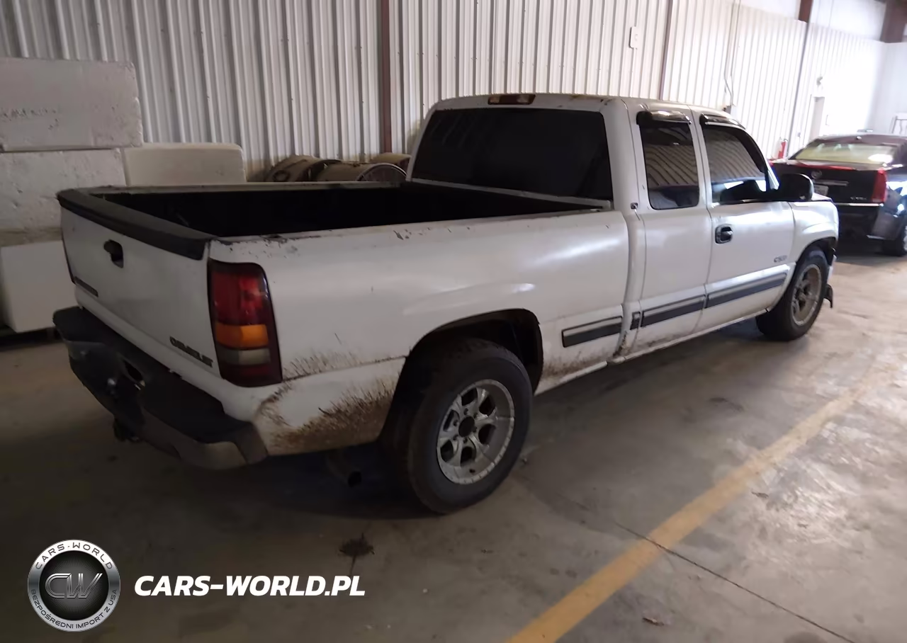 2000 Chevrolet Silverado 1500 Ls VIN:2GCEC19VXY1150683 - 4