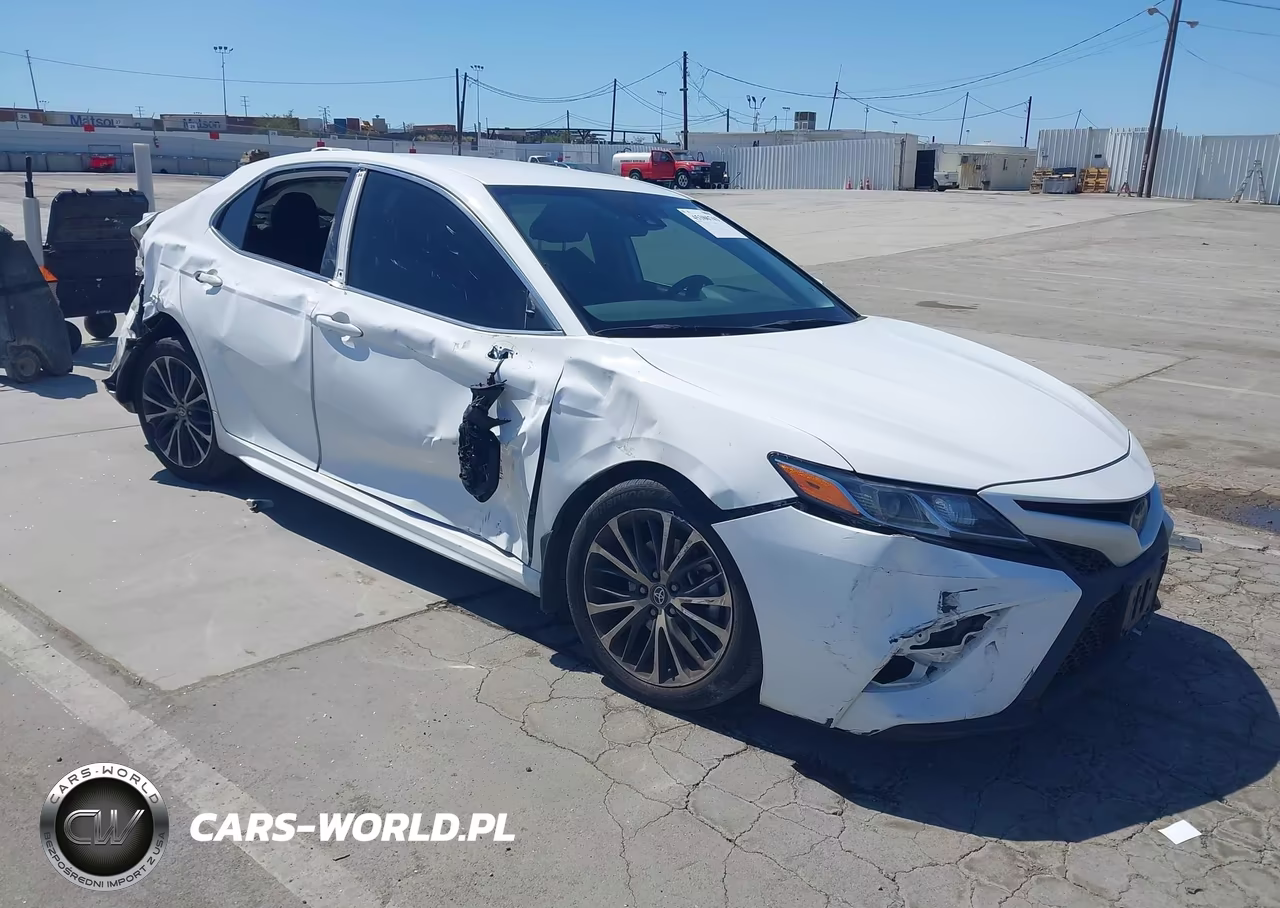 2020 Toyota Camry Se