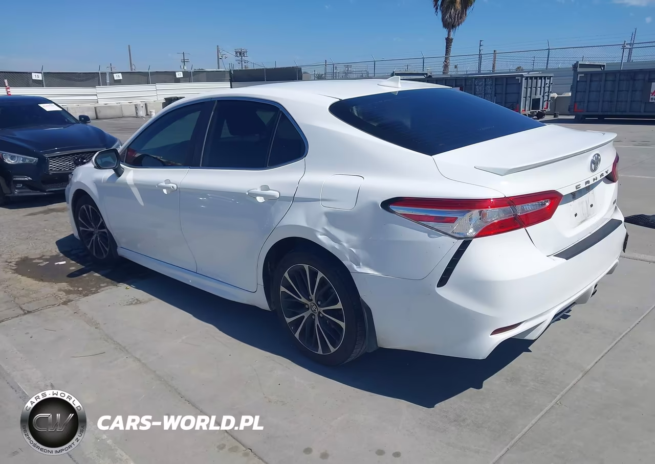2020 Toyota Camry Se VIN:4T1G11AK6LU956643 - 3