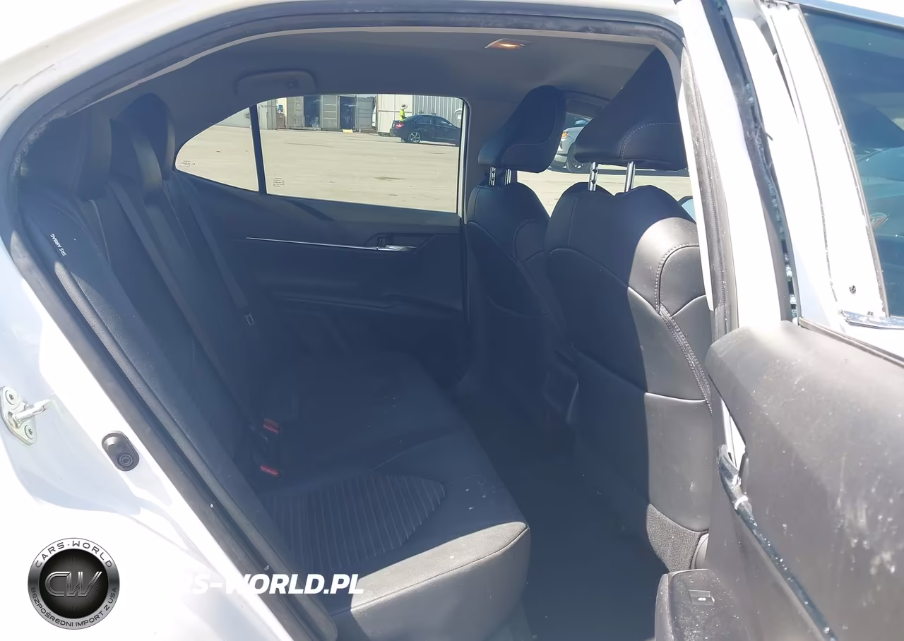 2020 Toyota Camry Se VIN:4T1G11AK6LU956643 - 8