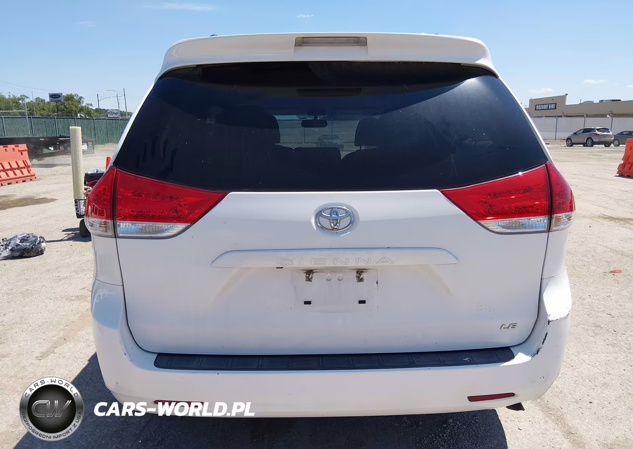 2012 Toyota Sienna Le V6 8 Passenger VIN:5TDKK3DC1CS185458 - 16