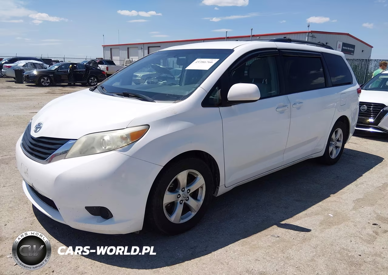2012 Toyota Sienna Le V6 8 Passenger VIN:5TDKK3DC1CS185458 - 2