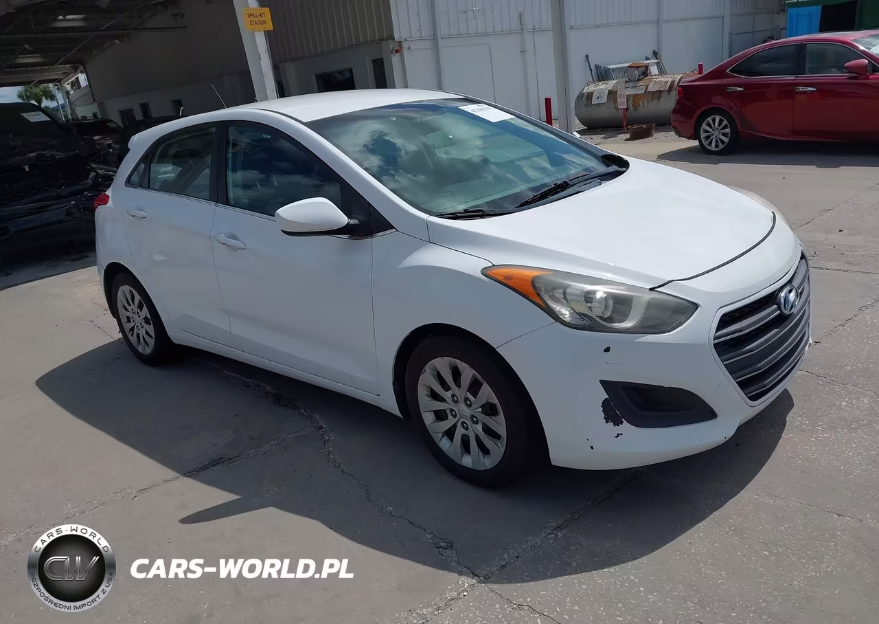 2017 Hyundai Elantra Gt – zdjęcie 1 z 11