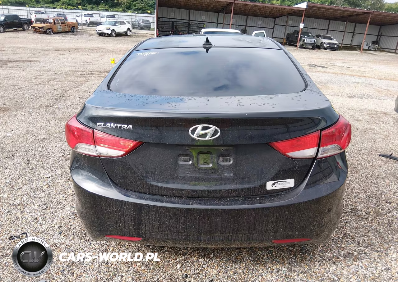 2013 Hyundai Elantra Gls VIN:KMHDH4AE8DU680560 - 16