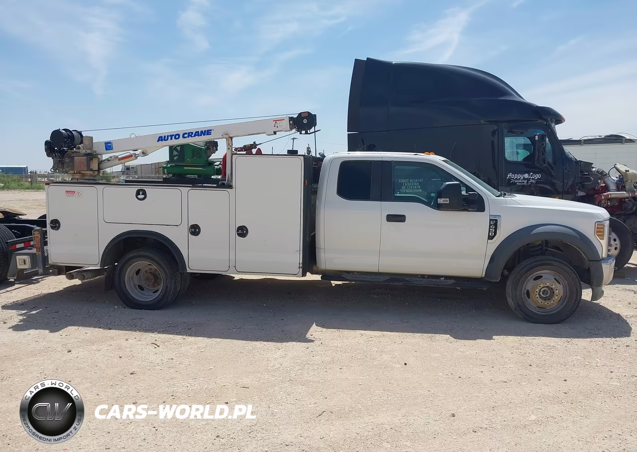 2018 Ford F-450 Chassis Xl VIN:1FD0X4HT2JED03668 - 13