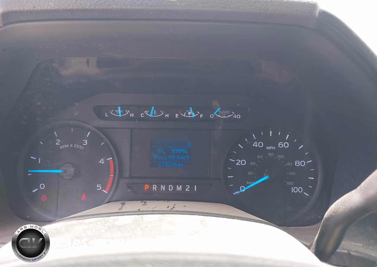 2018 Ford F-450 Chassis Xl VIN:1FD0X4HT2JED03668 - 7