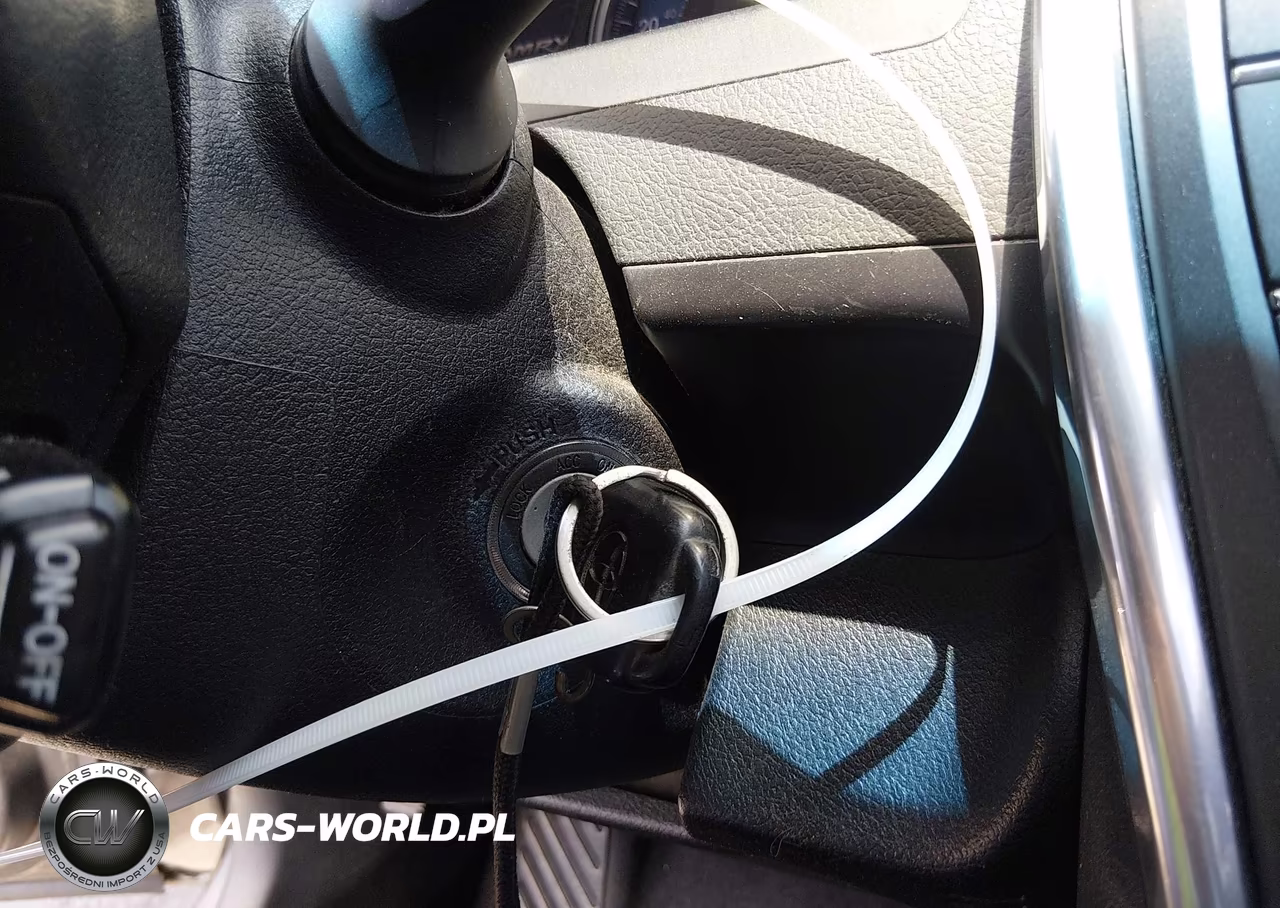 2017 Toyota Camry Le VIN:4T1BF1FK6HU423736 - 11