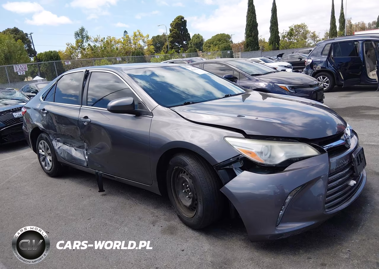 2017 Toyota Camry Le VIN:4T1BF1FK6HU423736 - 13