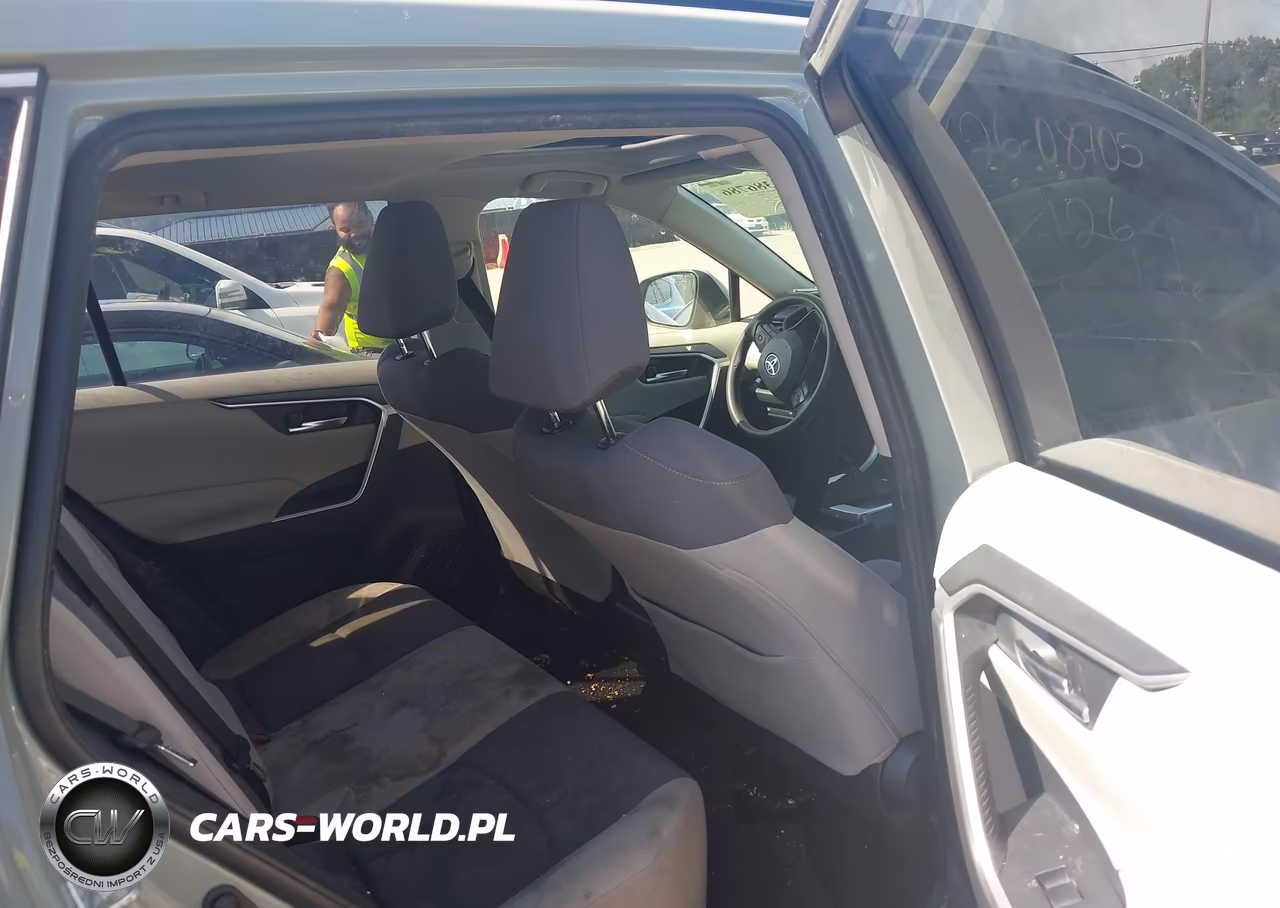 2019 Toyota Rav4 Xle VIN:JTMP1RFV5KD016807 - 8