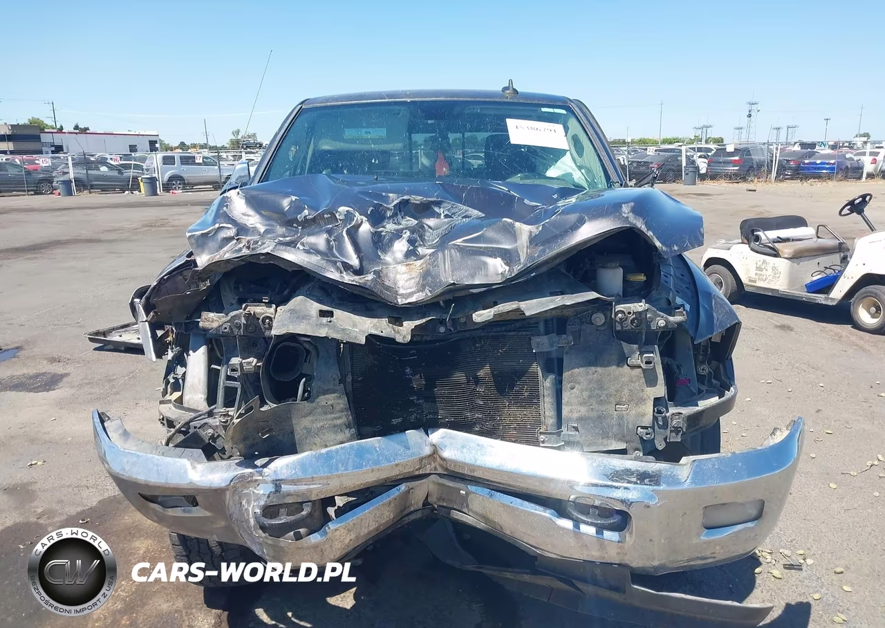 2015 Ram 2500 Laramie VIN:3C6UR5KL9FG505316 - 12