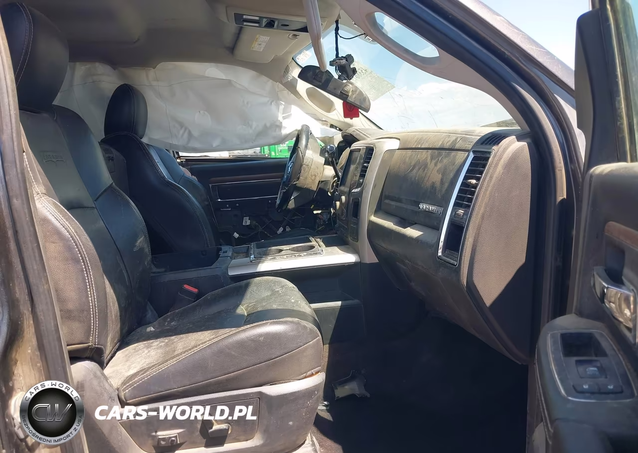 2015 Ram 2500 Laramie VIN:3C6UR5KL9FG505316 - 5