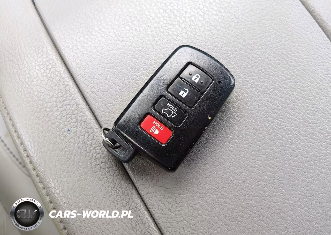2019 Toyota Highlander Xle VIN:5TDJZRFH0KS588574 - 11
