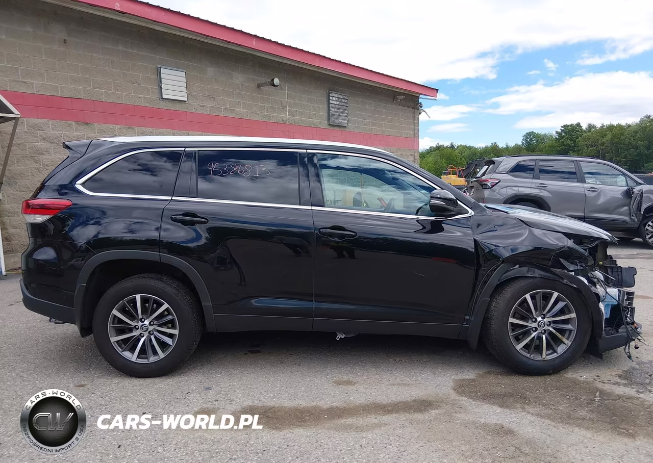 2019 Toyota Highlander Xle VIN:5TDJZRFH0KS588574 - 14