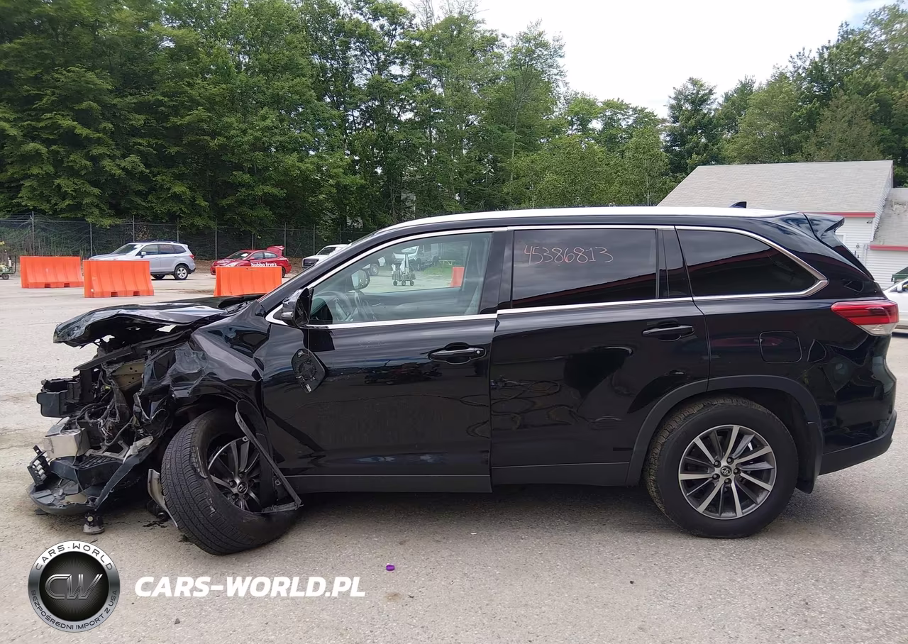 2019 Toyota Highlander Xle VIN:5TDJZRFH0KS588574 - 15