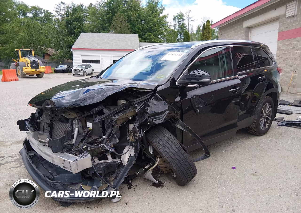 2019 Toyota Highlander Xle VIN:5TDJZRFH0KS588574 - 2