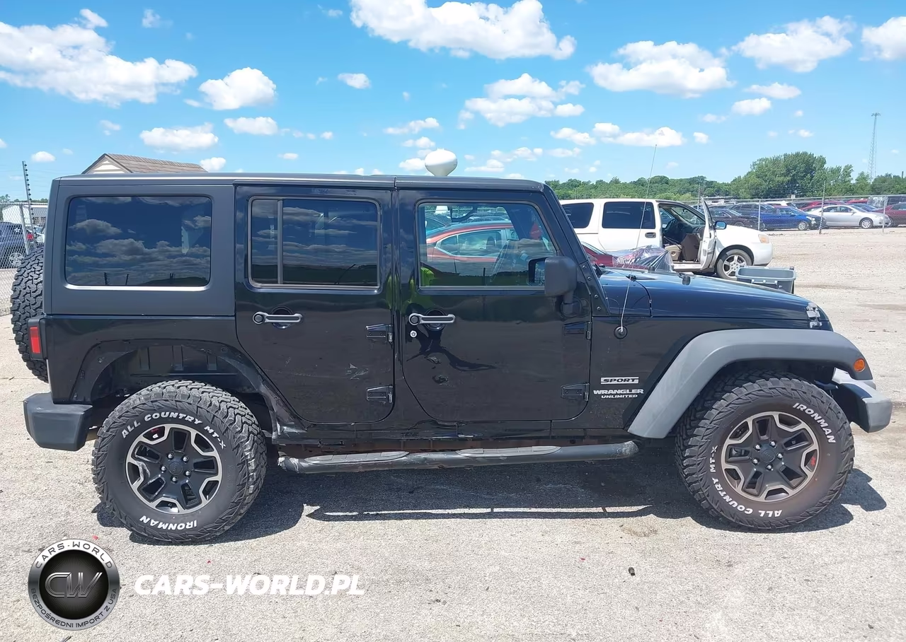 2011 Jeep Wrangler Unlimited Sport VIN:1J4BA3H15BL522168 - 13