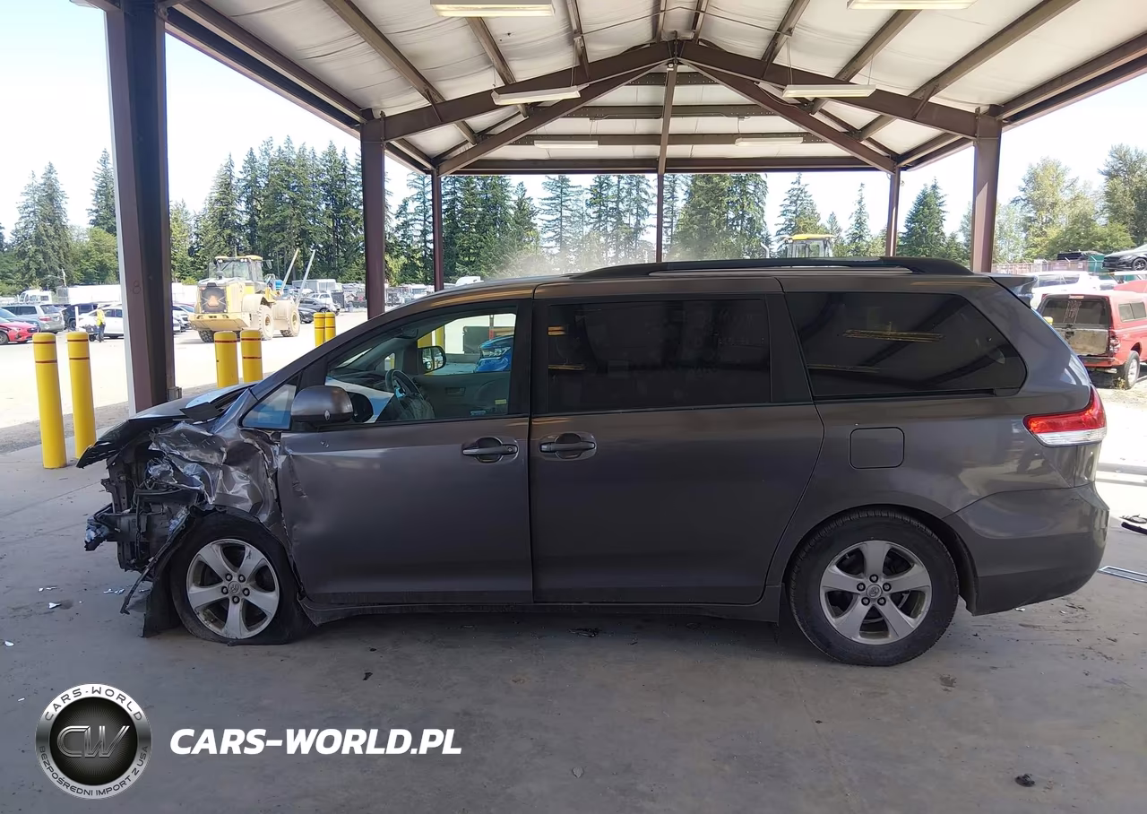 2012 Toyota Sienna Le V6 8 Passenger VIN:5TDKK3DC9CS225348 - 14