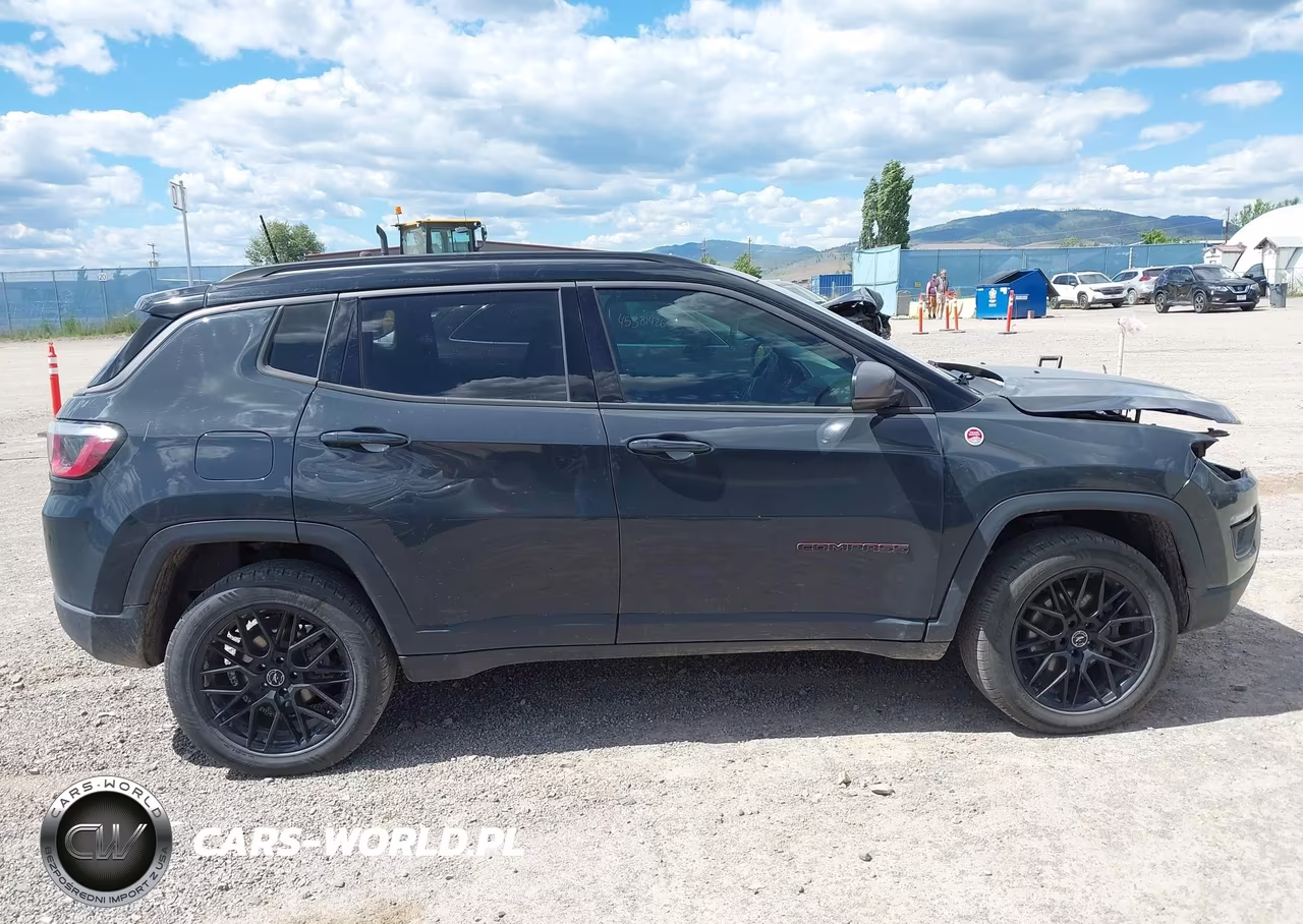 2018 Jeep Compass Trailhawk 4X4 VIN:3C4NJDDB5JT238971 - 14
