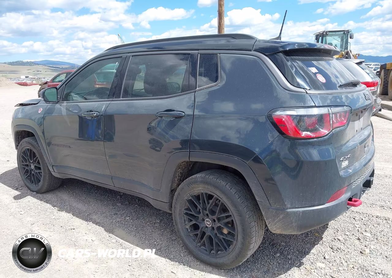 2018 Jeep Compass Trailhawk 4X4 VIN:3C4NJDDB5JT238971 - 3
