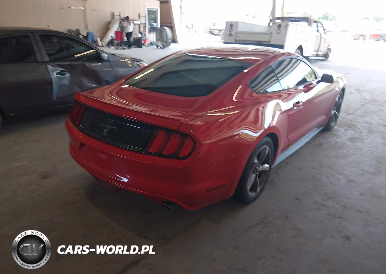 2016 Ford Mustang V6 VIN:1FA6P8AM6G5218209 - 4