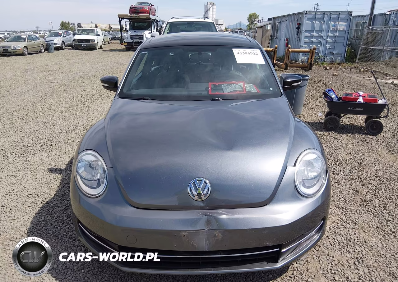 2013 Volkswagen Beetle 2.0T Turbo VIN:3VWVA7AT4DM621214 - 13