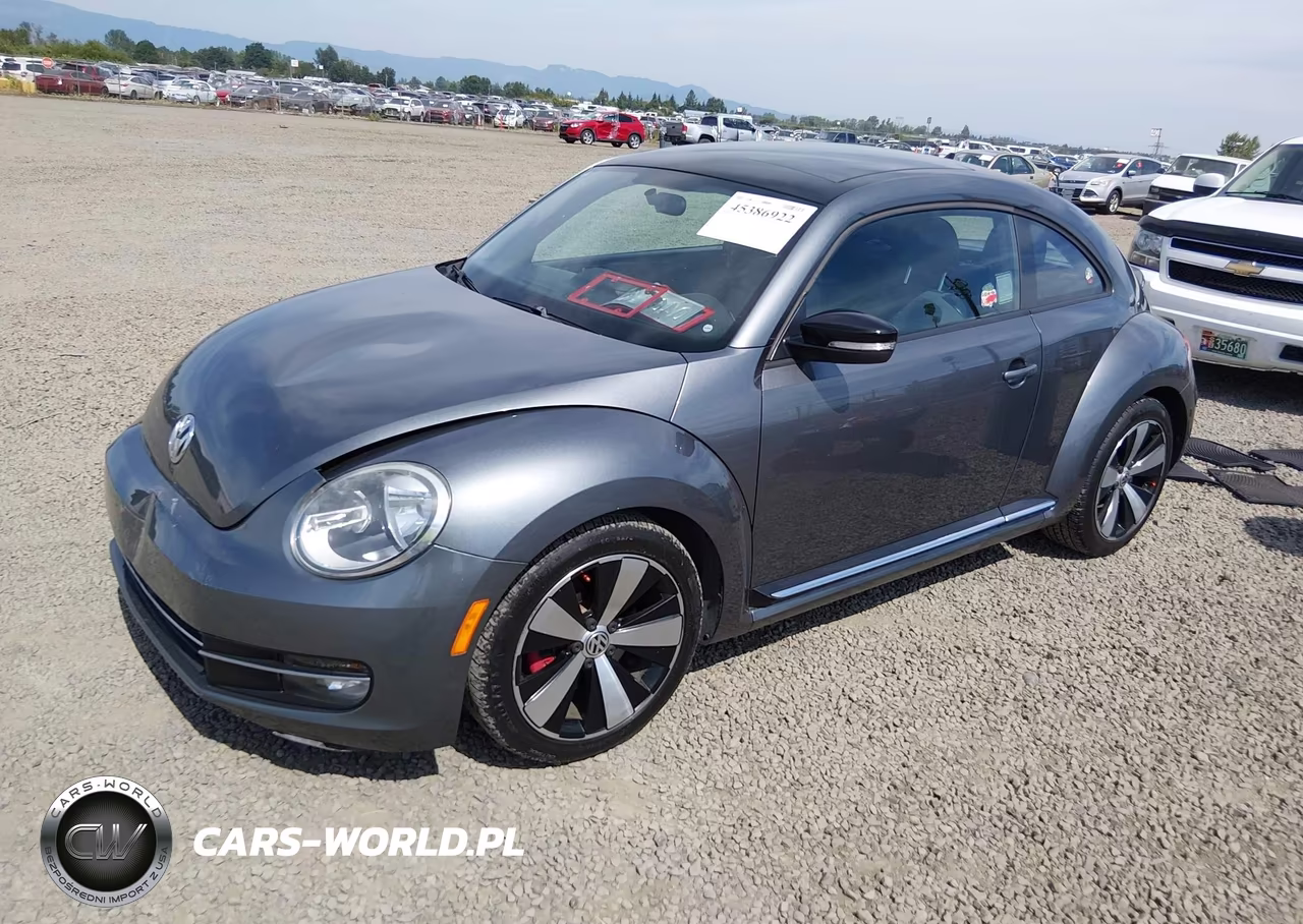 2013 Volkswagen Beetle 2.0T Turbo VIN:3VWVA7AT4DM621214 - 2