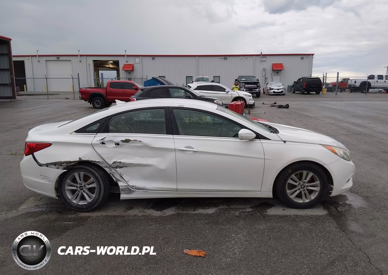 2011 Hyundai Sonata Gls VIN:5NPEB4AC3BH006297 - 13