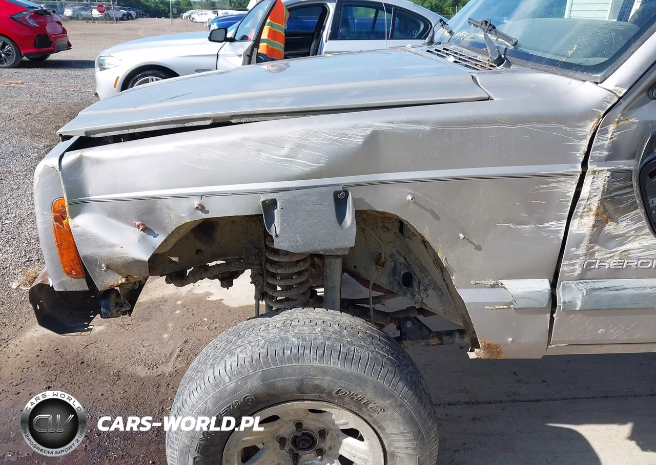 2001 Jeep Cherokee Sport VIN:1J4FF48S61L564638 - 17