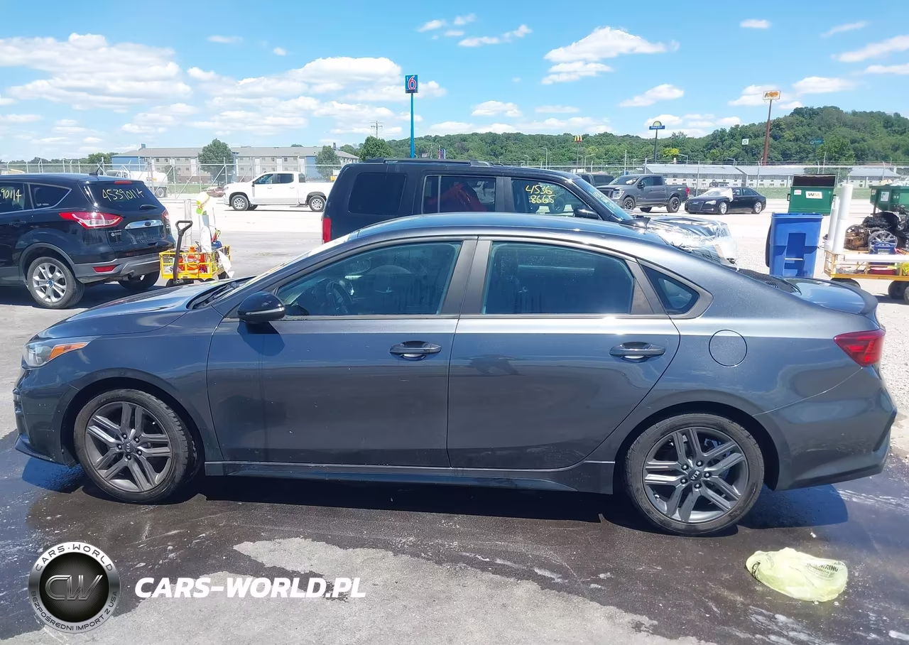 2020 Kia Forte Gt-Line VIN:3KPF34AD2LE219807 - 14