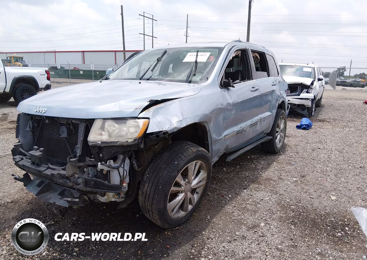 2013 Jeep Grand Cherokee Laredo VIN:1C4RJEAG3DC550133 - 2