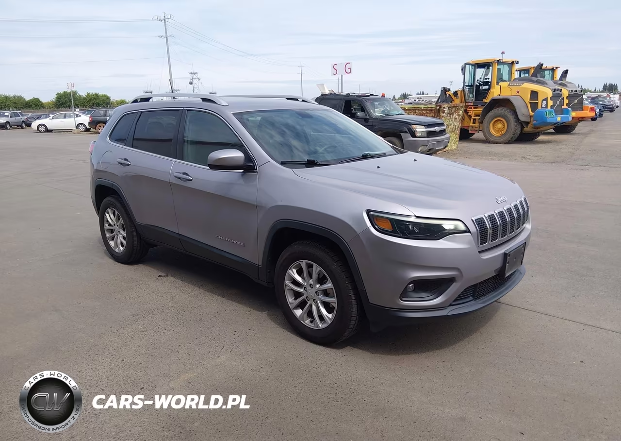 2019 Jeep Cherokee Latitude 4X4 – zdjęcie 1 z 16