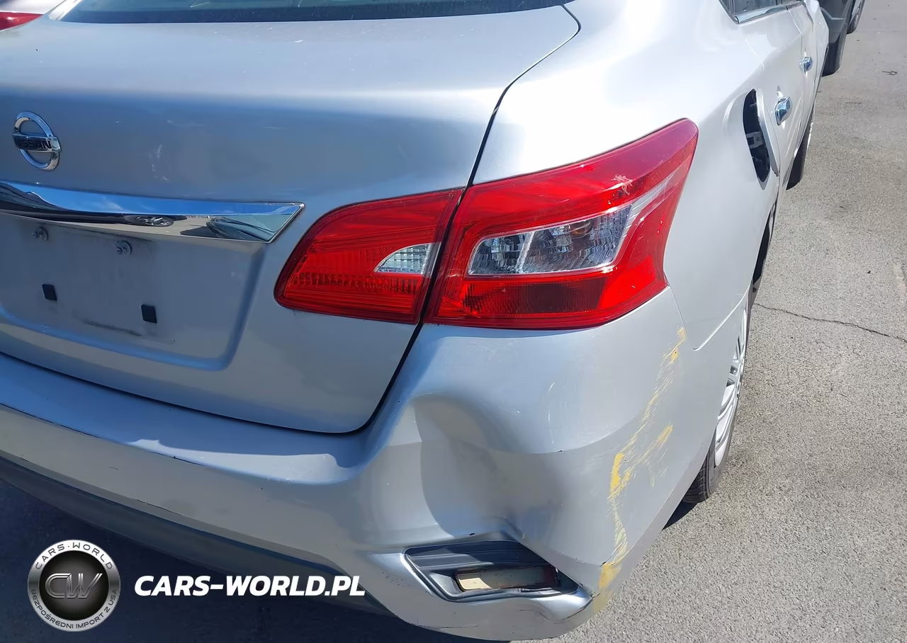 2018 Nissan Sentra S VIN:3N1AB7AP5JY313364 - 12