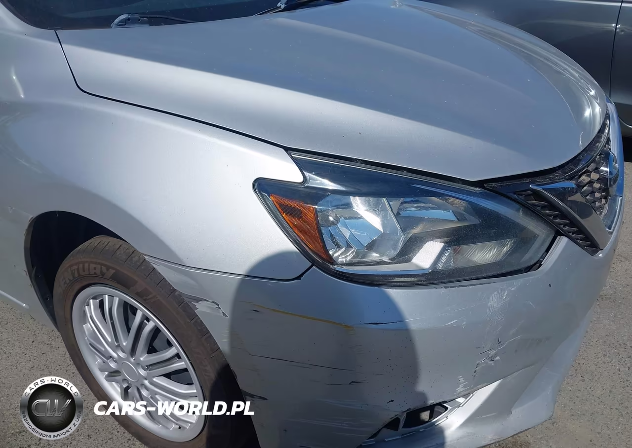 2018 Nissan Sentra S VIN:3N1AB7AP5JY313364 - 14